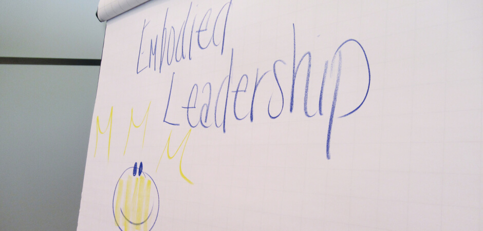 Embodied Leadership Heerlijke onderdompeling, met name in mezelf (1) Embodied Leadership: “Heerlijke onderdompeling, met name in mezelf”
