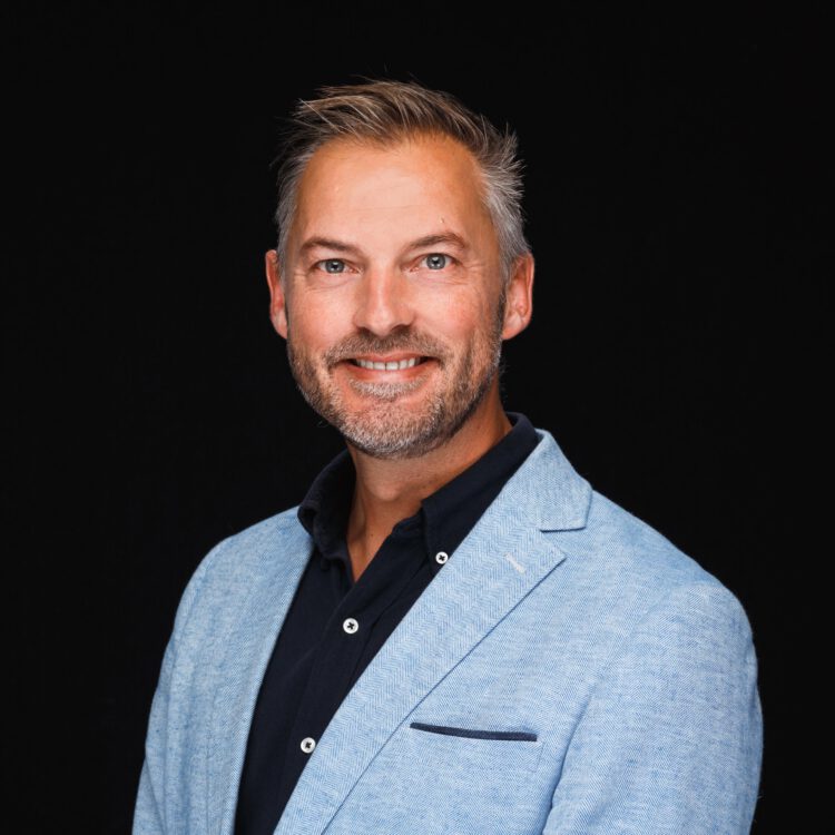 Richard Kwakernaak - Het Eerste Huis